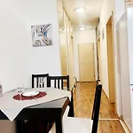 Budapest Center Shopping Apartment II